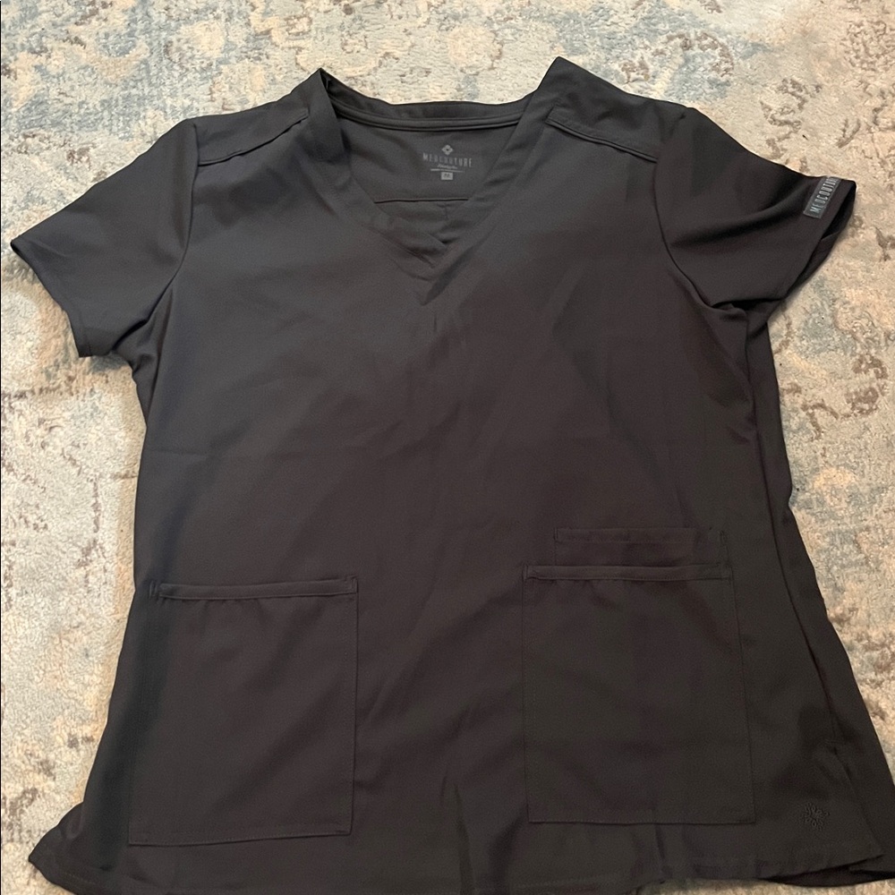 Med Couture Charcoal V-Neck/Jogger Scrub Set